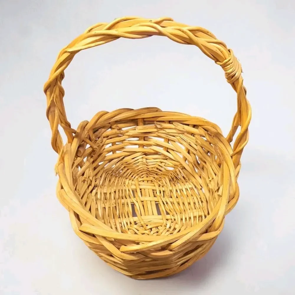 Vintage Wicker Willow Gathering Basket 14.5
